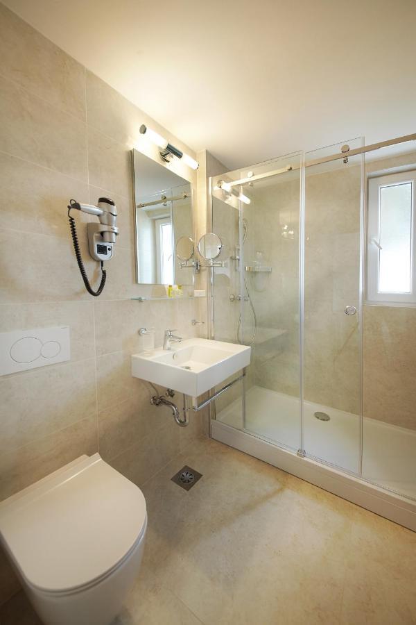 Olive Family Suites - Hotel & Resort Adria Ankaran Exteriör bild