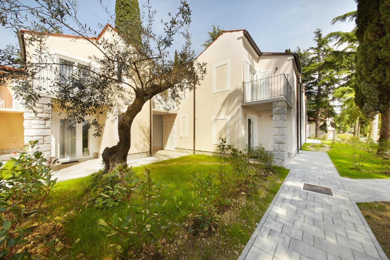 Olive Family Suites - Hotel & Resort Adria Ankaran Exteriör bild