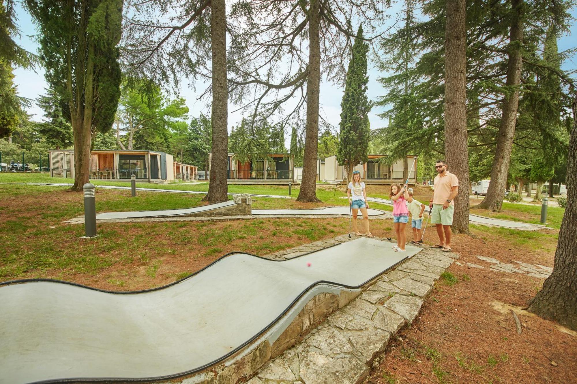 Olive Family Suites - Hotel & Resort Adria Ankaran Exteriör bild