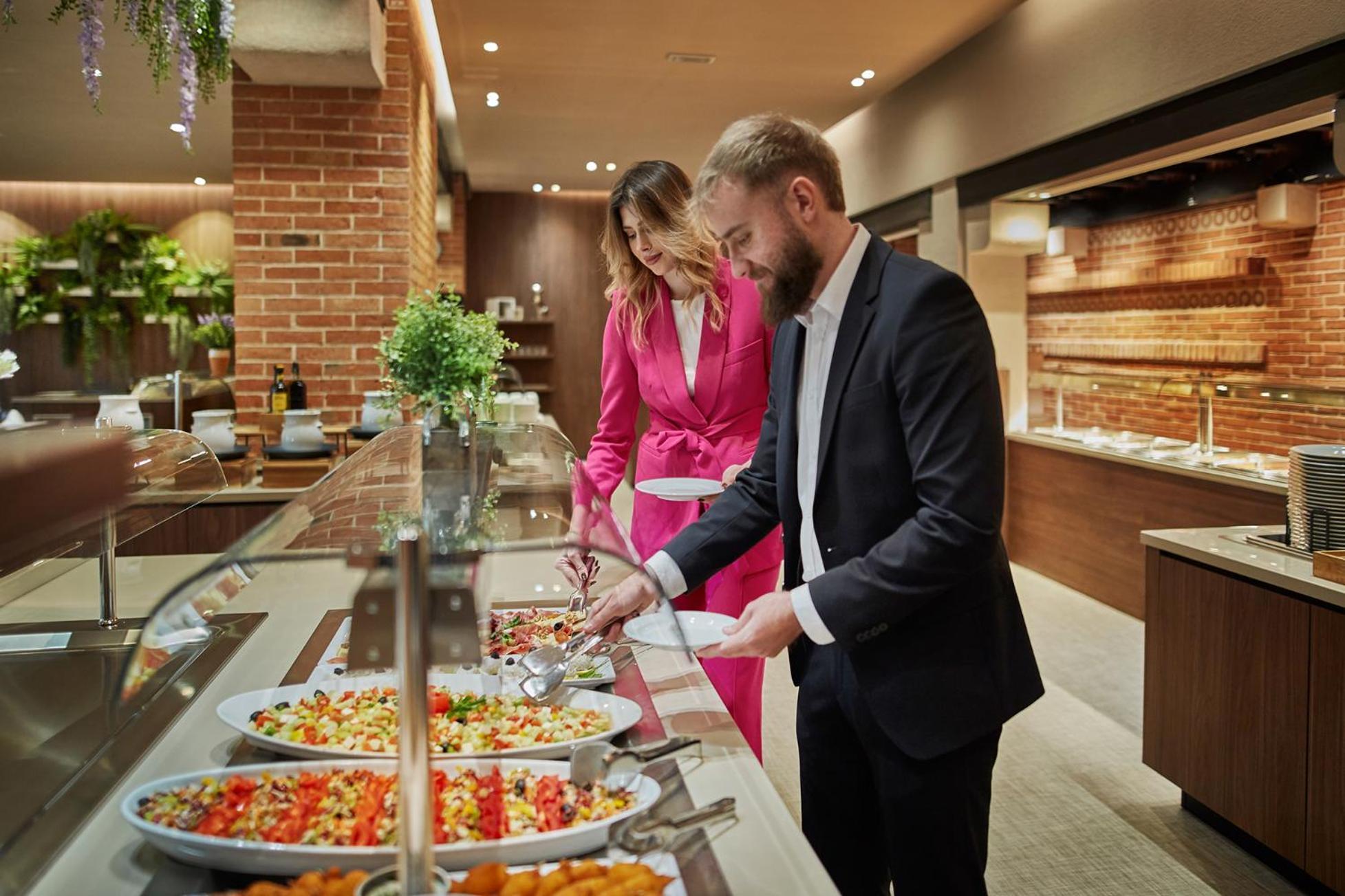 Olive Family Suites - Hotel & Resort Adria Ankaran Exteriör bild